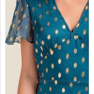 Francesca’s Mariana Shine Skater Dress - Pine